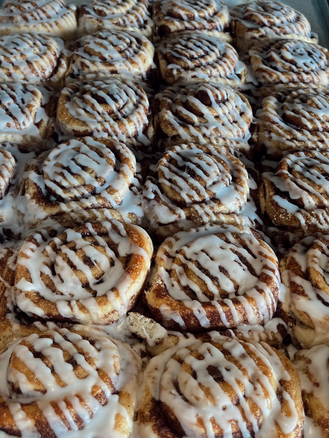 Cosy Autumn Recipes for Your Dog: Homemade Cinnamon Buns & Cookies