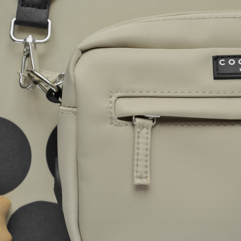 SECONDS Dog Walking Bag - Caramel Latte