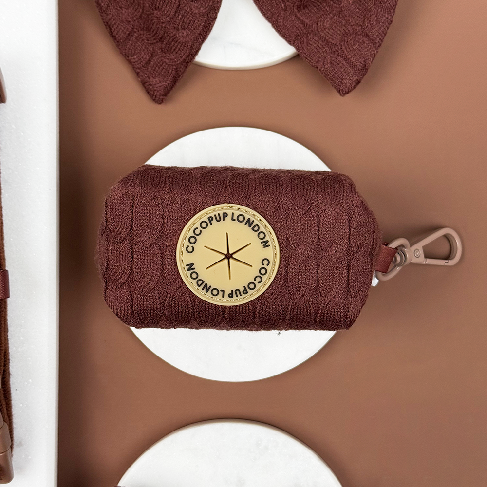 Cable Knit Poop Bag Holder - Hot Coco